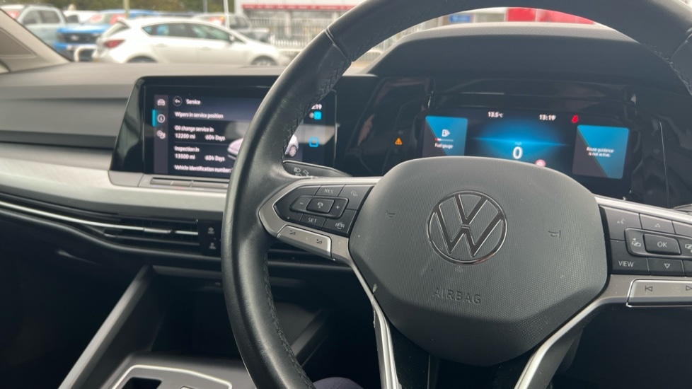 Used Volkswagen Golf 2023 for sale - 76544516: Photo 27