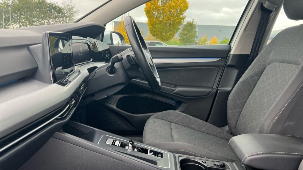 Used Volkswagen Golf 2023 for sale - 76544516: Photo 28