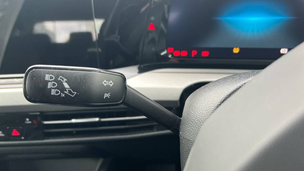 Used Volkswagen Golf 2023 for sale - 76544516: Photo 33