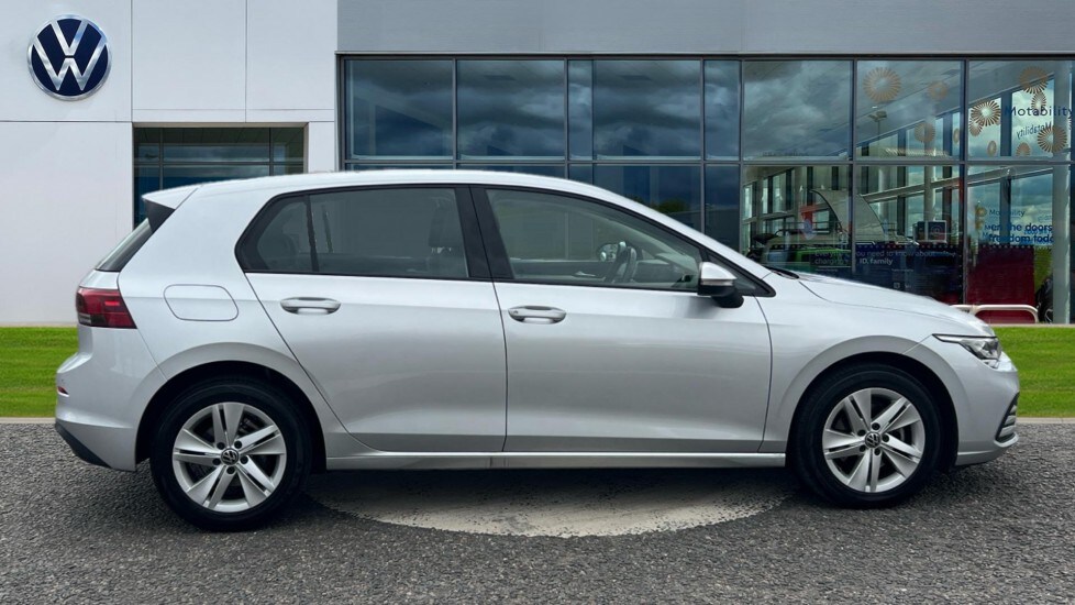 Used Volkswagen Golf 2023 for sale - 76544516: Photo 4