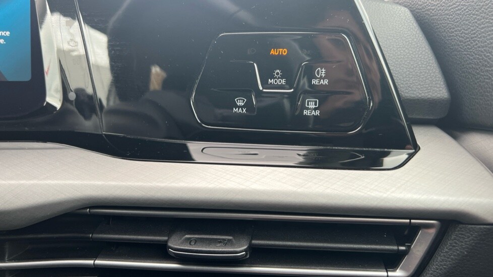 Used Volkswagen Golf 2023 for sale - 76544516: Photo 47