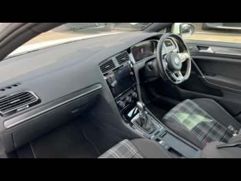 Used Volkswagen Golf 2018 for sale - 74914591: Photo