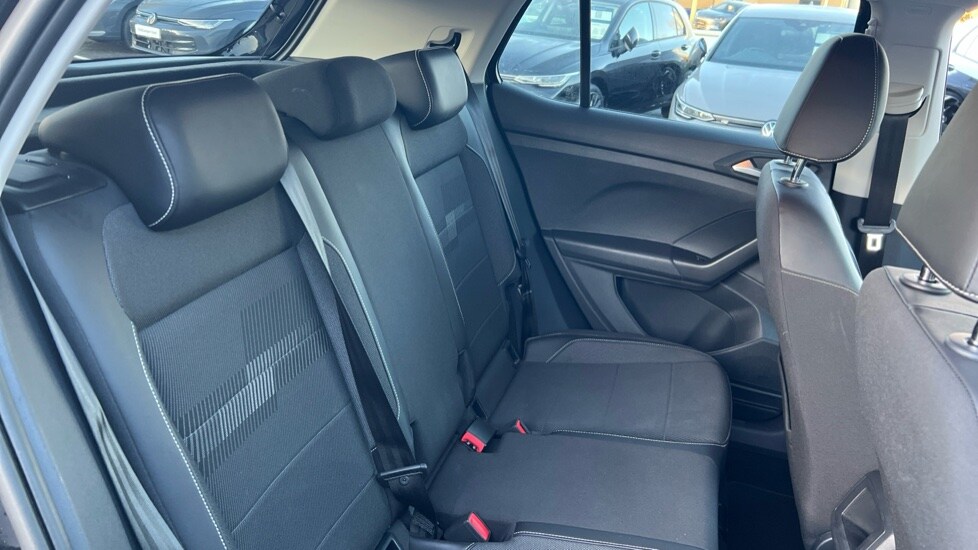 Used Volkswagen T-Cross 2023 for sale - 76557001: Photo 15