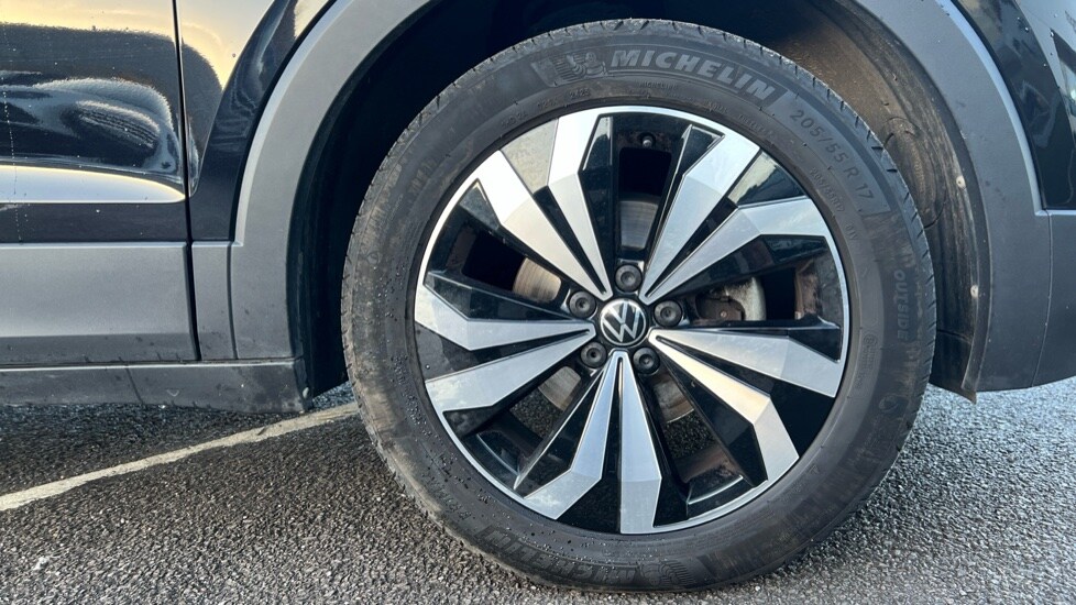 Used Volkswagen T-Cross 2023 for sale - 76557001: Photo 18