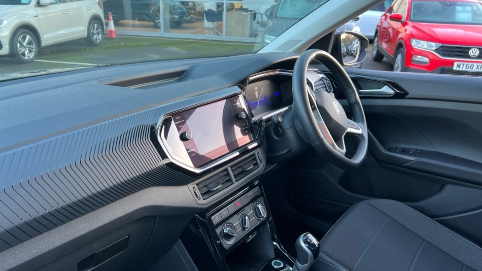 Used Volkswagen T-Cross 2023 for sale - 76557001: Photo 2