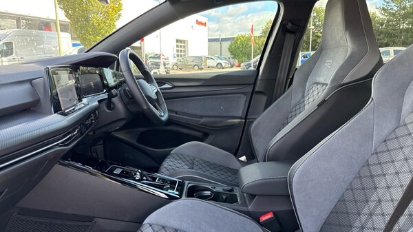 Used Volkswagen Golf 2024 for sale - 75783764: Photo 28