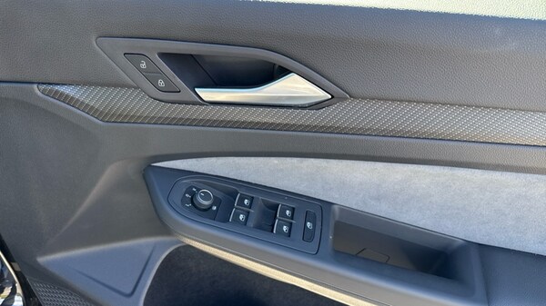 Used Volkswagen Golf 2024 for sale - 75783764: Photo 37