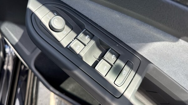 Used Volkswagen Golf 2024 for sale - 75783764: Photo 44