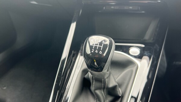 Used Volkswagen Golf 2022 for sale - 76297518: Photo 36