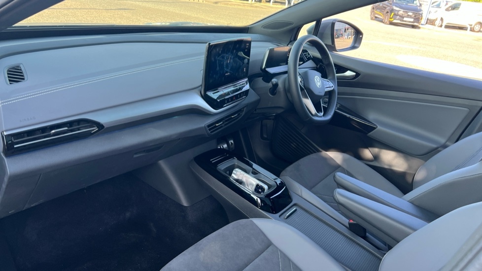 Used Volkswagen ID.5 2025 for sale - 76915088: Photo 2