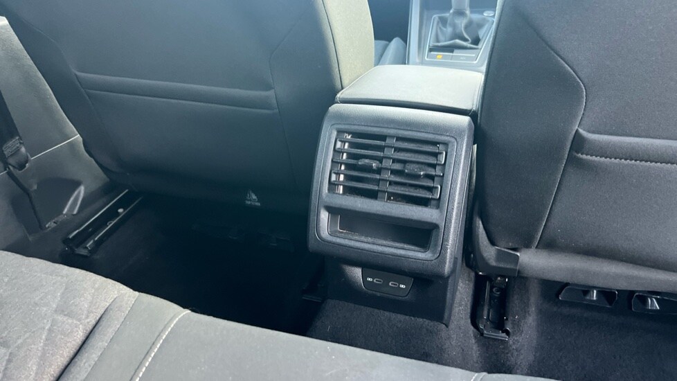 Used Volkswagen Golf 2024 for sale - 76567949: Photo 34