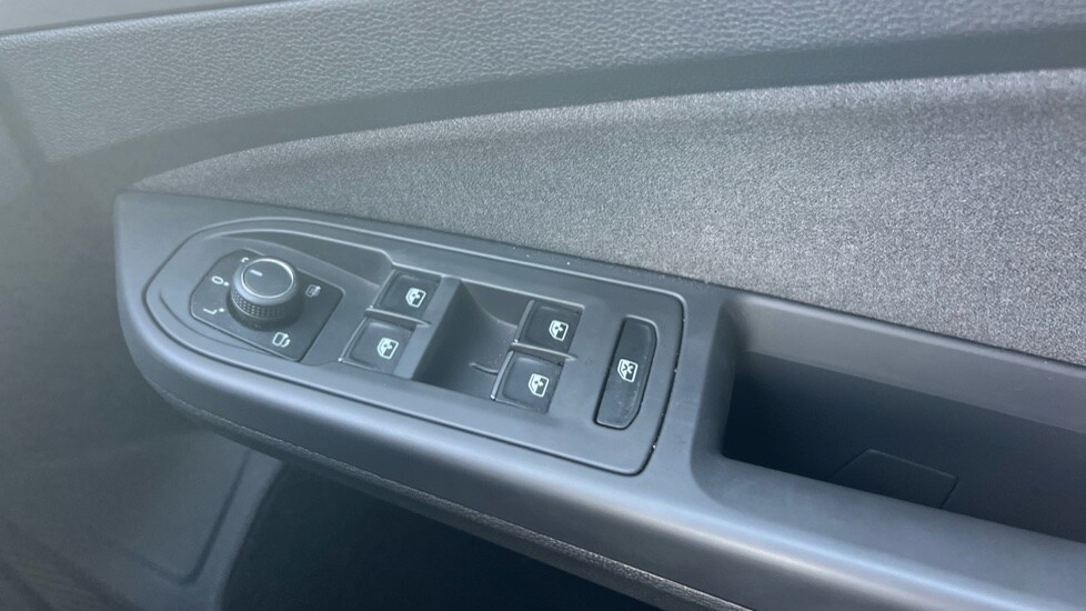 Used Volkswagen Golf 2024 for sale - 76567949: Photo 37