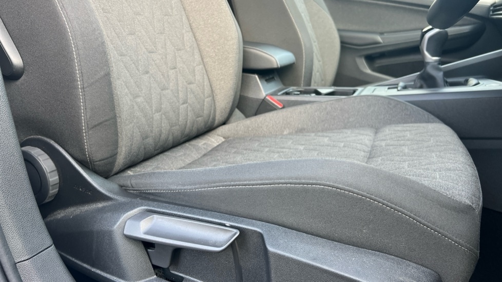 Used Volkswagen Golf 2024 for sale - 76567949: Photo 39