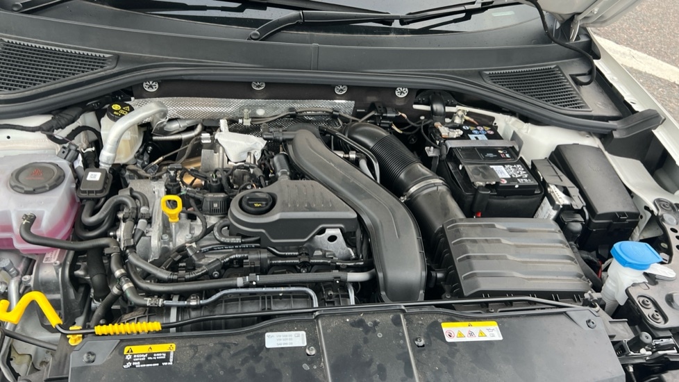 Used Volkswagen T-Roc 2025 for sale - 76568015: Photo 17