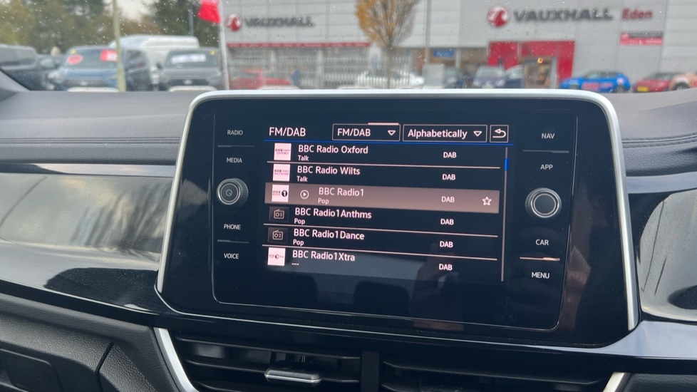 Used Volkswagen T-Roc 2025 for sale - 76568015: Photo 25