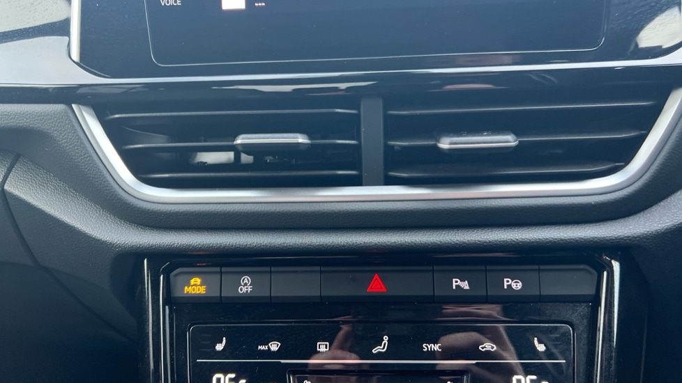 Used Volkswagen T-Roc 2025 for sale - 76568015: Photo 34