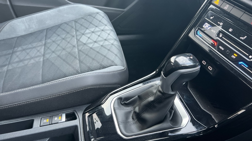 Used Volkswagen T-Roc 2025 for sale - 76568015: Photo 36