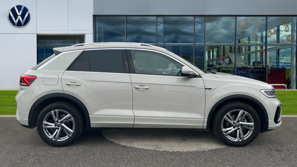 Used Volkswagen T-Roc 2025 for sale - 76568015: Photo 4