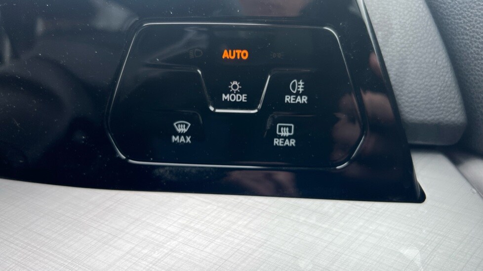 Used Volkswagen Golf 2025 for sale - 76475097: Photo 41