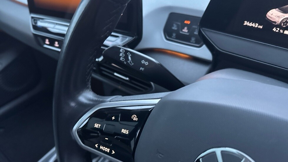 Used Volkswagen ID.3 2021 for sale - 76552411: Photo 32