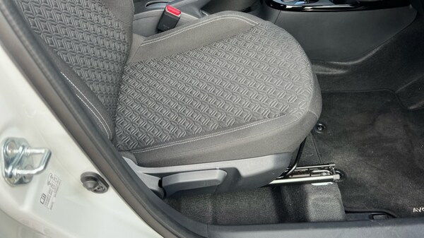 Used Toyota Aygo X 2025 for sale - 75433923: Photo 30