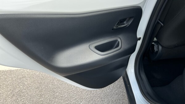 Used Toyota Aygo X 2025 for sale - 75433923: Photo 37