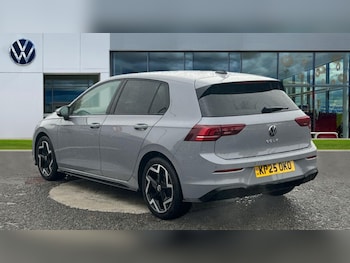 Used Volkswagen Golf 2025 for sale - 76311855: Photo