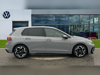 Used Volkswagen Golf 2025 for sale - 76311855: Photo