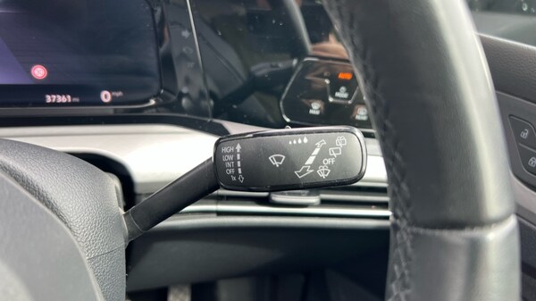 Used Volkswagen Golf 2022 for sale - 75688504: Photo 32