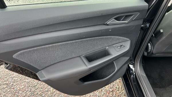 Used Volkswagen Golf 2022 for sale - 75688504: Photo 41