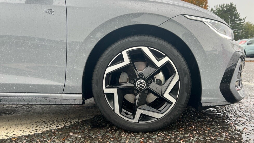Used Volkswagen Golf 2025 for sale - 76552291: Photo 20