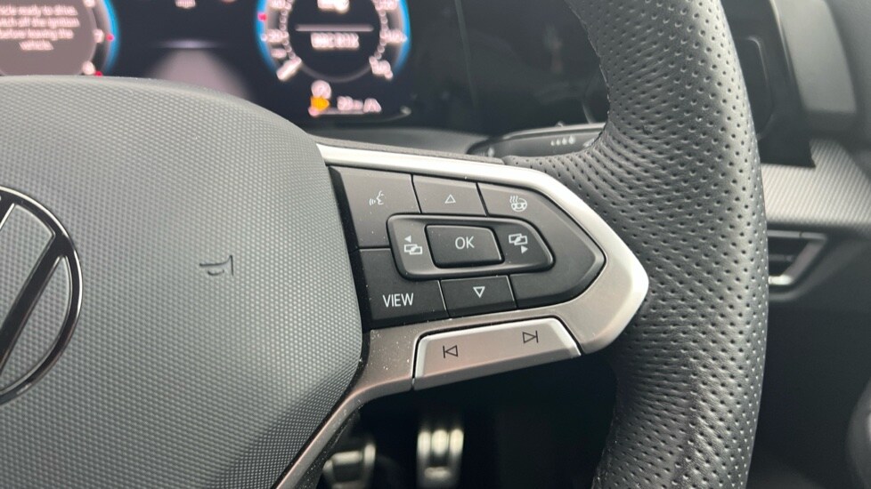 Used Volkswagen Golf 2025 for sale - 76552291: Photo 30