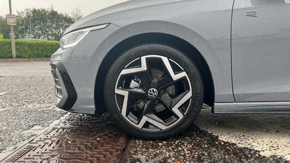 Used Volkswagen Golf 2025 for sale - 76552291: Photo 5