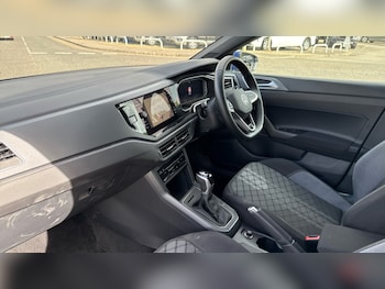 Used Volkswagen Polo 2024 for sale - 75783875: Photo 2