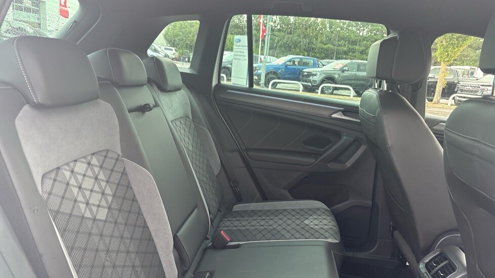 Used Volkswagen Tiguan 2023 for sale - 75565442: Photo 15