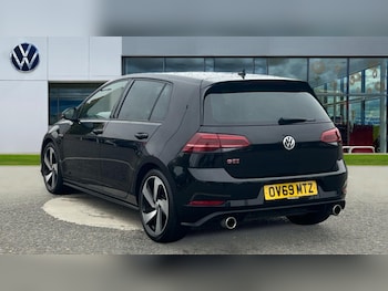Used Volkswagen Golf 2019 for sale - 76217232: Photo