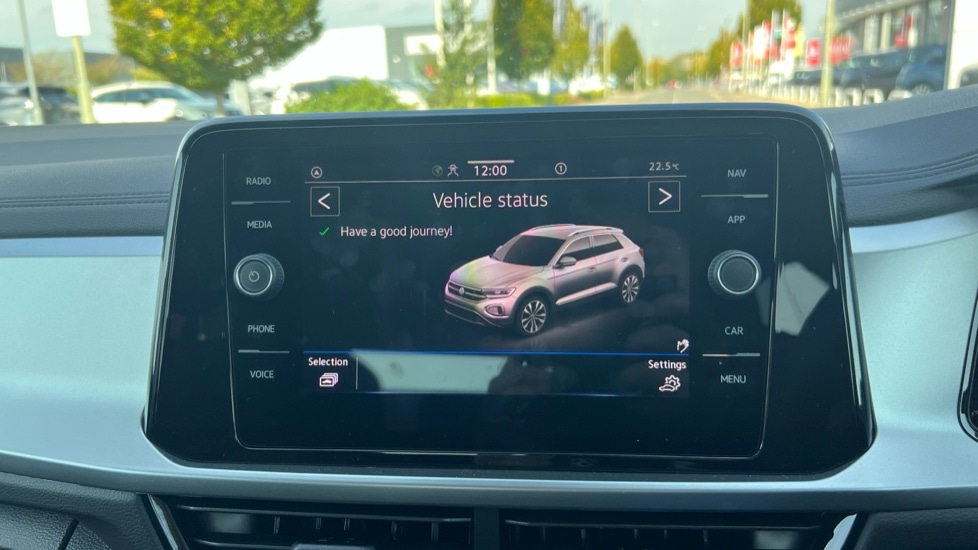 Used Volkswagen T-Roc 2025 for sale - 76575087: Photo 23