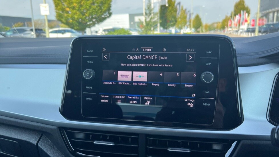 Used Volkswagen T-Roc 2025 for sale - 76575087: Photo 25