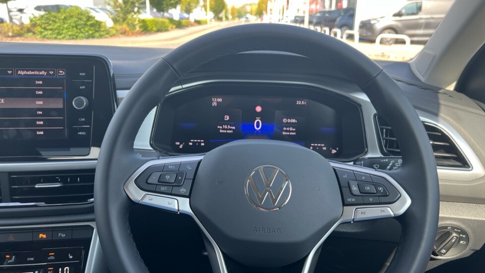 Used Volkswagen T-Roc 2025 for sale - 76575087: Photo 27