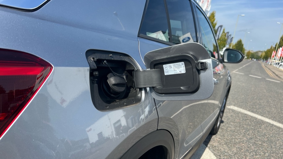 Used Volkswagen T-Roc 2025 for sale - 76575087: Photo 29