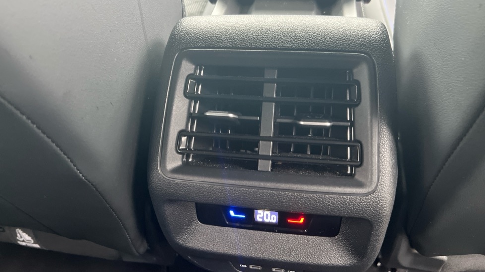 Used Volkswagen Tiguan 2024 for sale - 76265654: Photo 34