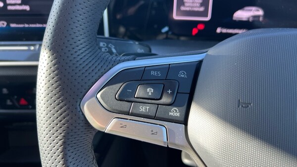 Used Volkswagen Golf 2025 for sale - 76095895: Photo 31