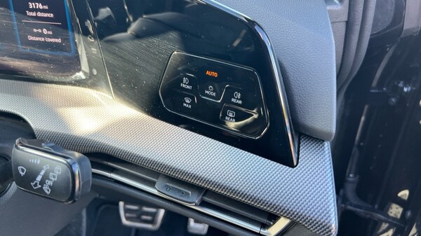 Used Volkswagen Golf 2025 for sale - 76095895: Photo 44