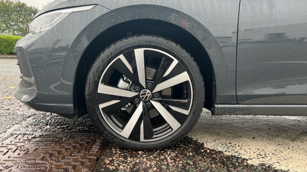 Used Volkswagen Golf 2025 for sale - 76475041: Photo 20