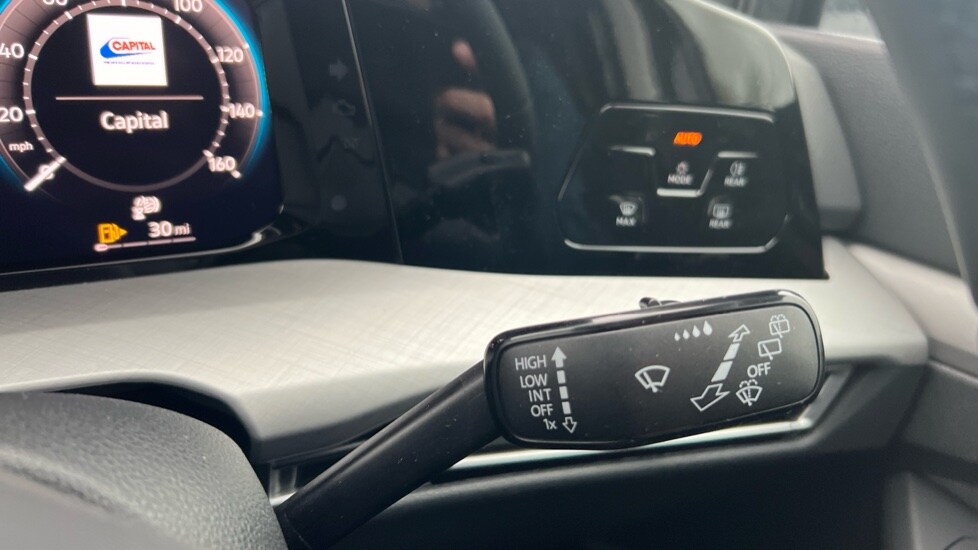 Used Volkswagen Golf 2025 for sale - 76475041: Photo 24