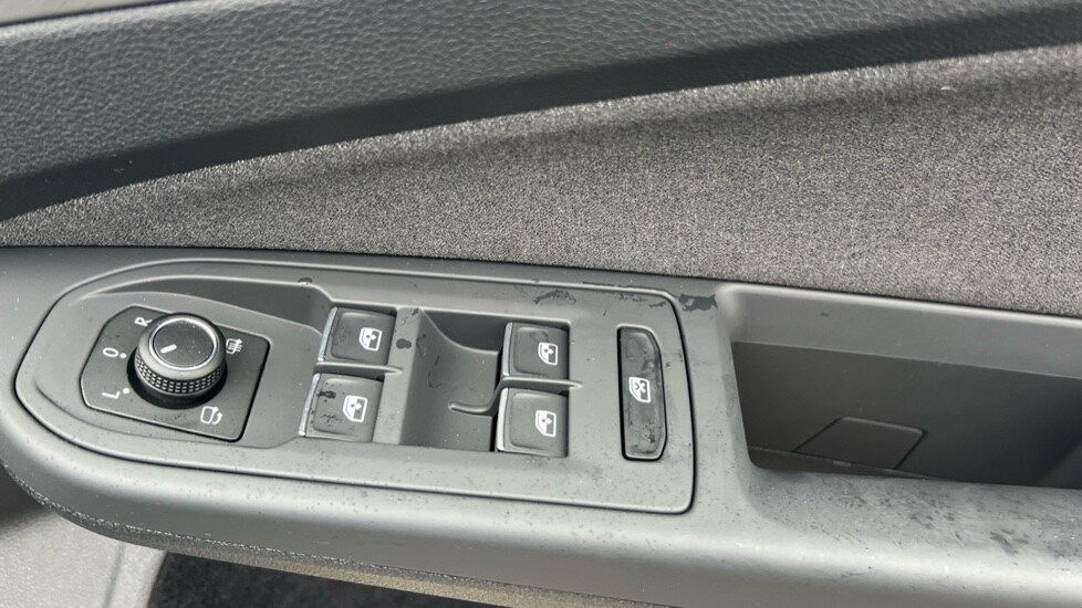 Used Volkswagen Golf 2025 for sale - 76475041: Photo 30