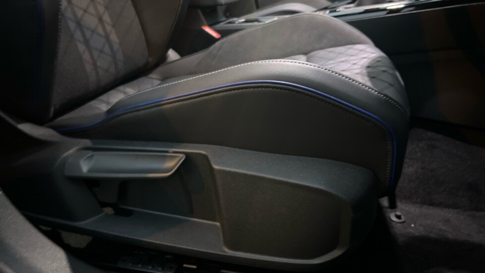 Used Volkswagen Golf 2025 for sale - 76568043: Photo 39