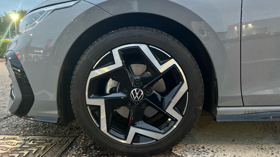 Used Volkswagen Golf 2025 for sale - 76568043: Photo 5