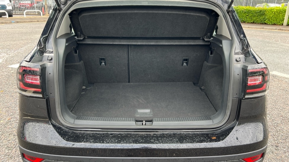 Used Volkswagen T-Cross 2022 for sale - 76447305: Photo 16