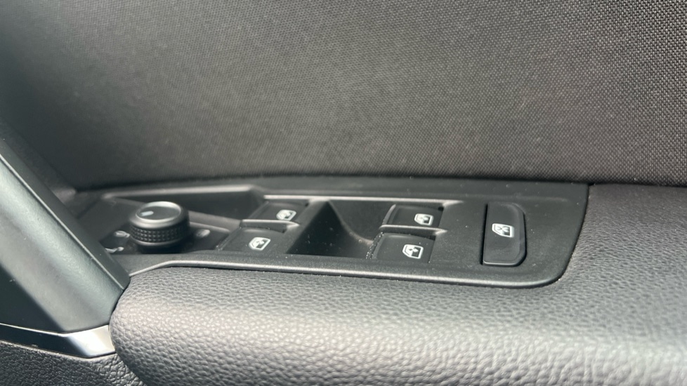 Used Volkswagen Tiguan 2017 for sale - 76272790: Photo 37
